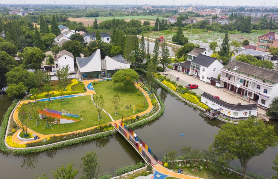 “千万工程”调研行|这里的农民生活为何如此惬意？——浙江嘉兴乡村走访见闻